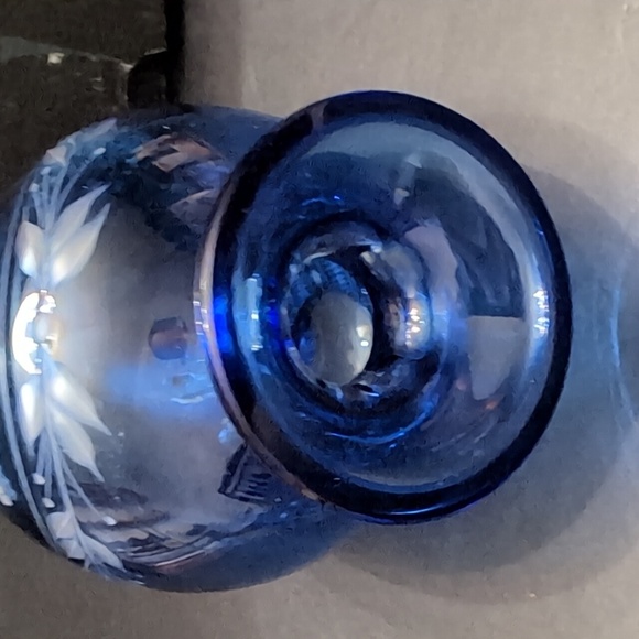 VGT, Russian House Of Faberge Cobalt Blue Glass Egg. - Picture 6 of 9